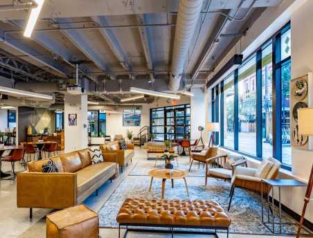 Marketing & advertising professionals