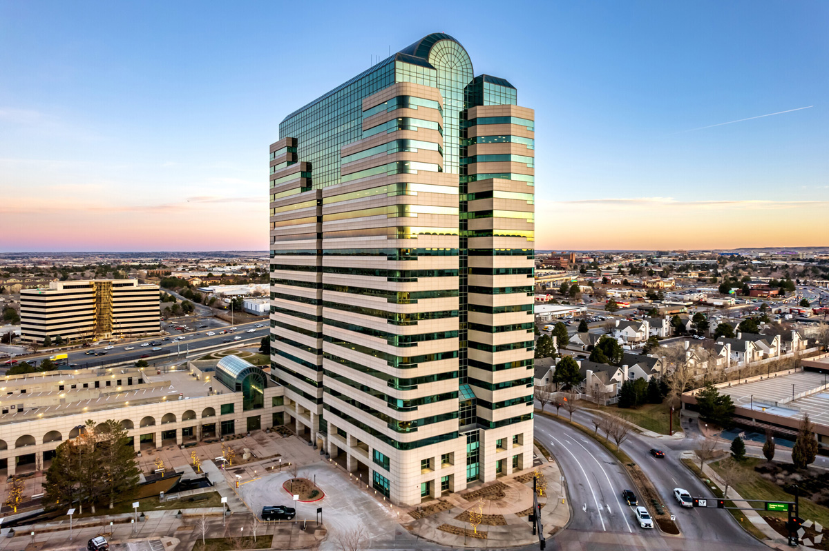 Coworking &amp; Office Space in Greenwood Village, Colorado • Venture X - Venture X