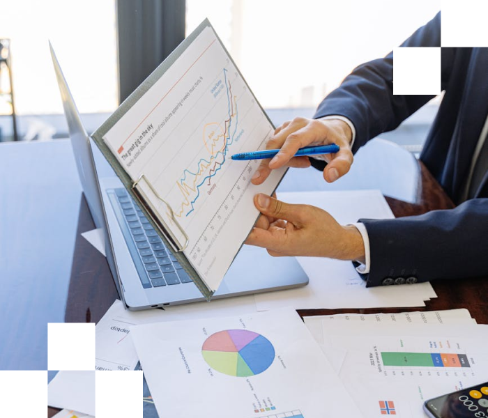 Financial advisors & wealth managers Hero