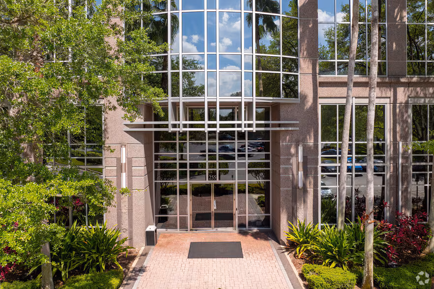 Coworking &amp; Office Space in Lake Mary, Florida • Venture X - Venture X